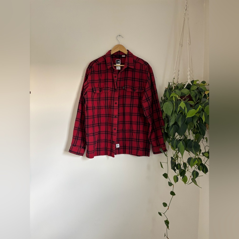 The Northface Cotton Flannel in Red